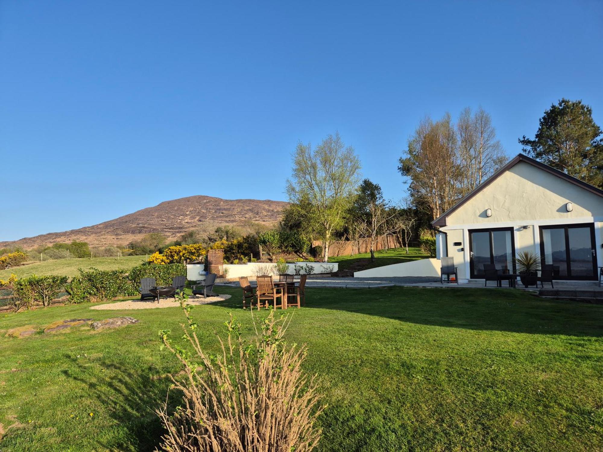 Misty Bay - Kenmare Hotel Exterior foto