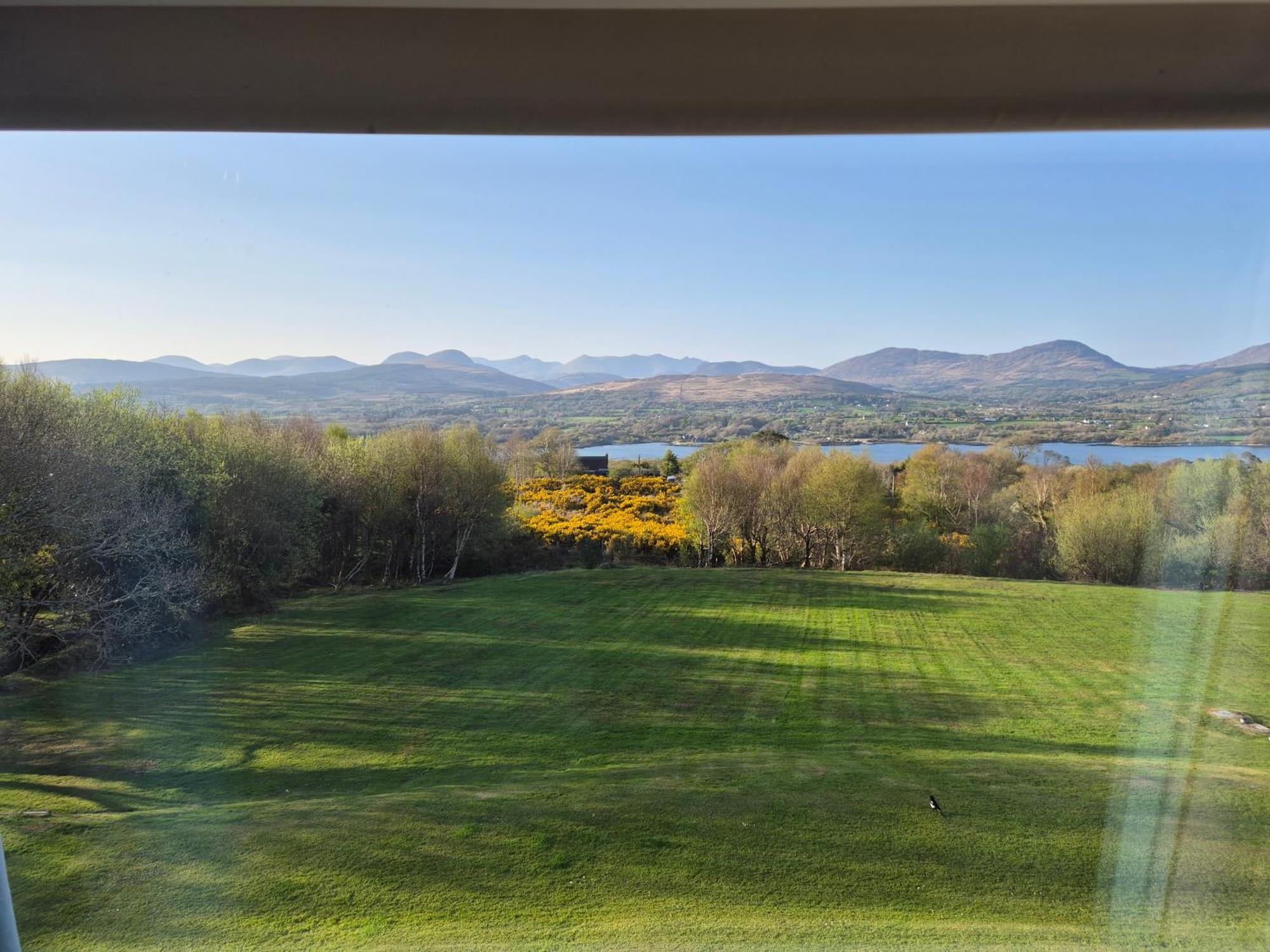Misty Bay - Kenmare Hotel Exterior foto
