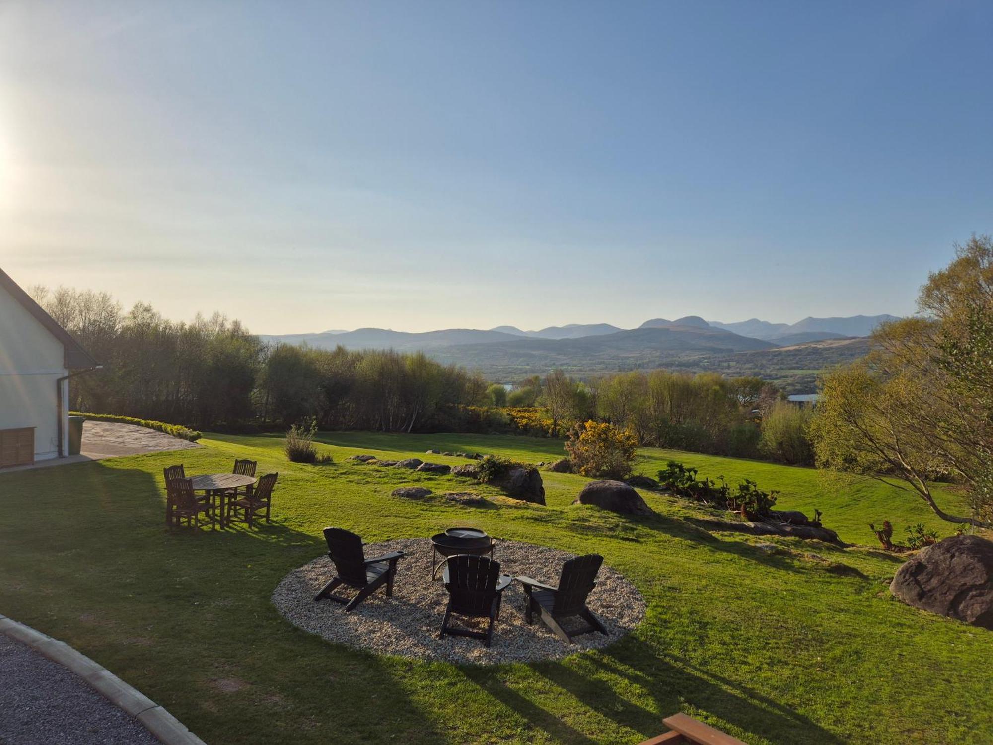 Misty Bay - Kenmare Hotel Exterior foto